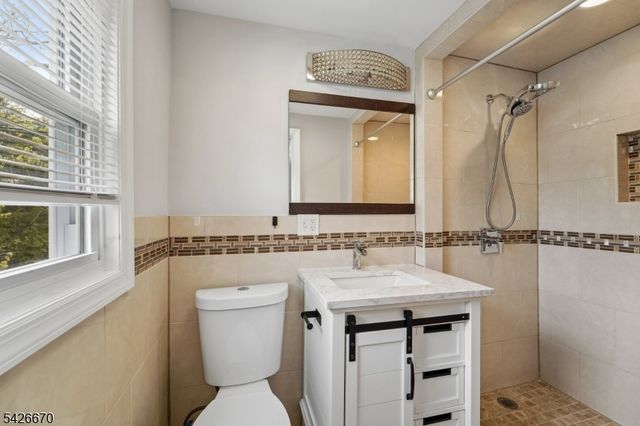 19 Elmwood Ave, West Orange Twp., NJ 07052
