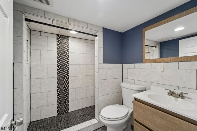 19 Elmwood Ave, West Orange Twp., NJ 07052