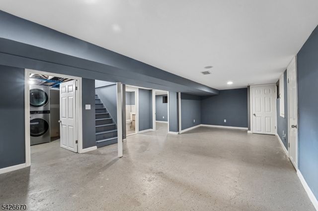 19 Elmwood Ave, West Orange Twp., NJ 07052