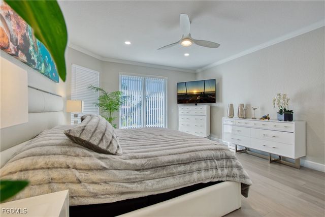 5374 Cortez CT, Cape Coral, FL 33904