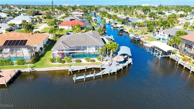 5374 Cortez CT, Cape Coral, FL 33904