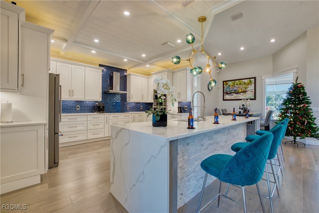 5374 Cortez CT, Cape Coral, FL 33904