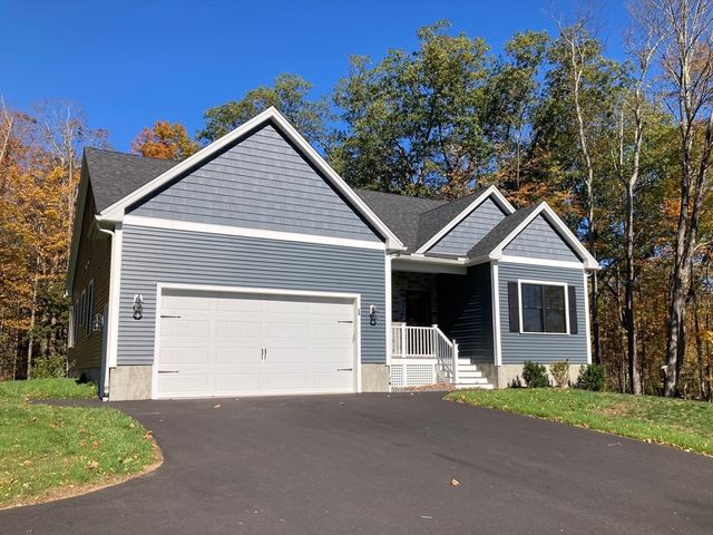 28 Spring Street, Petersham, MA 01366