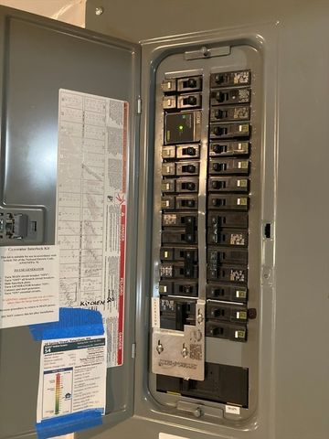 28 Spring Street, Petersham, MA 01366