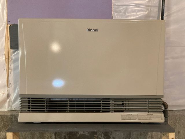 28 Spring Street, Petersham, MA 01366