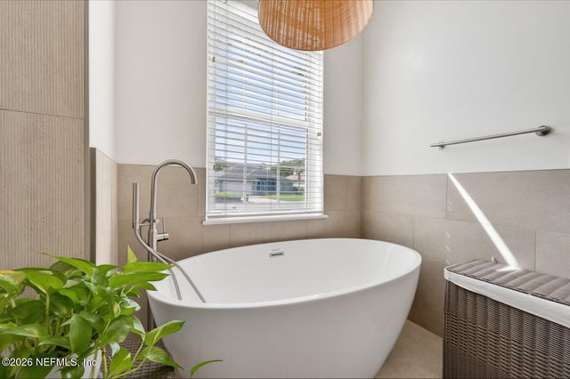 3567 BAY ISLAND Circle, Jacksonville Beach, FL 32250