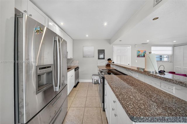 399 NW 72nd Avenue 209, Miami, FL 33126