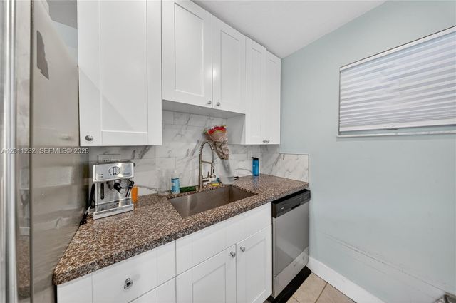 399 NW 72nd Avenue 209, Miami, FL 33126