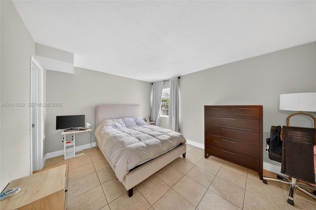 399 NW 72nd Avenue 209, Miami, FL 33126