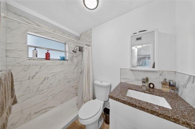 399 NW 72nd Avenue 209, Miami, FL 33126