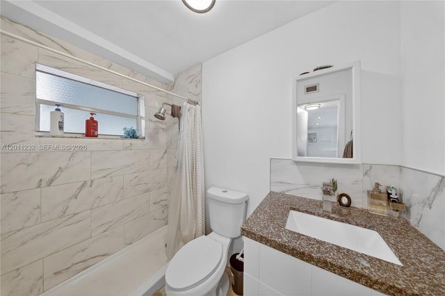 399 NW 72nd Avenue 209, Miami, FL 33126