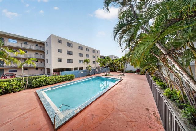 399 NW 72nd Avenue 209, Miami, FL 33126