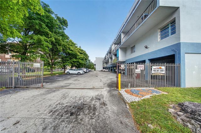 399 NW 72nd Avenue 209, Miami, FL 33126
