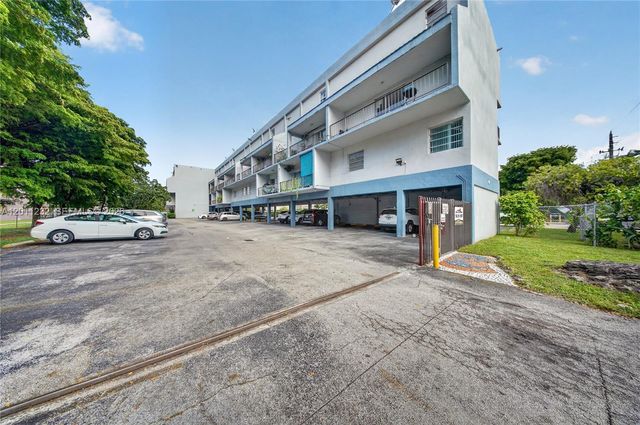399 NW 72nd Avenue 209, Miami, FL 33126