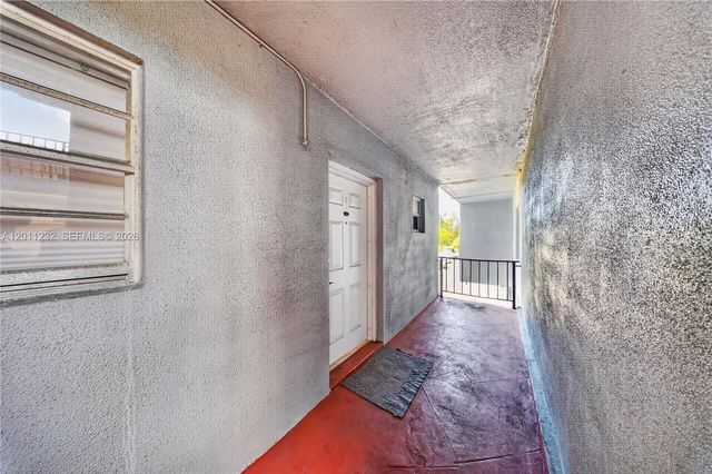 399 NW 72nd Avenue 209, Miami, FL 33126