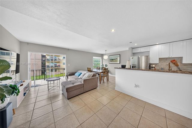 399 NW 72nd Avenue 209, Miami, FL 33126