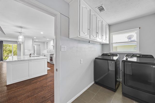 3945 Clubway Lane, Farmers Branch, TX 75244