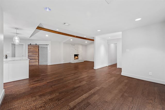 3945 Clubway Lane, Farmers Branch, TX 75244
