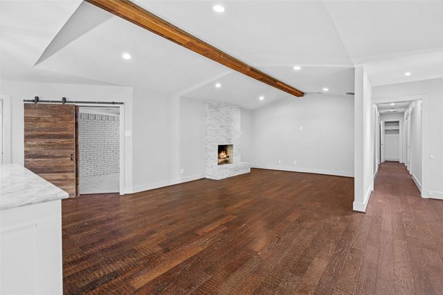 3945 Clubway Lane, Farmers Branch, TX 75244
