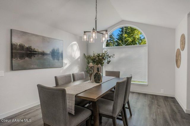 3089 E LAKE FOREST DR, Hayden Lake, ID 83835