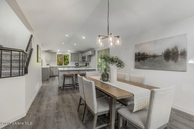 3089 E LAKE FOREST DR, Hayden Lake, ID 83835