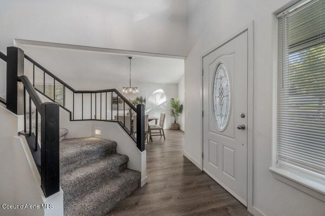 3089 E LAKE FOREST DR, Hayden Lake, ID 83835