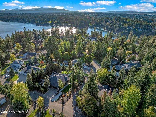 3089 E LAKE FOREST DR, Hayden Lake, ID 83835
