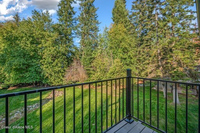 3089 E LAKE FOREST DR, Hayden Lake, ID 83835