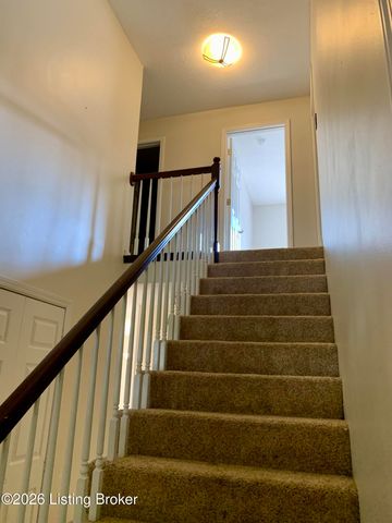 128 Whisbrook Ave, Vine Grove, KY 40175