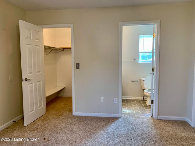 128 Whisbrook Ave, Vine Grove, KY 40175