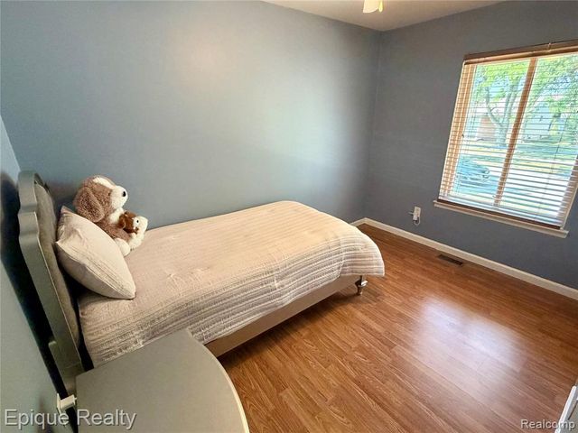2876 Winter Drive, Troy, MI 48083