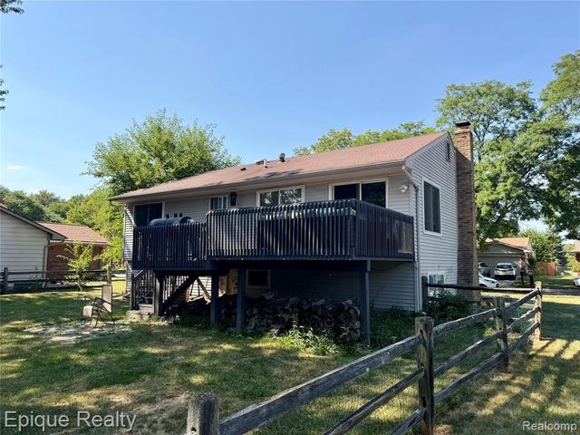 2876 Winter Drive, Troy, MI 48083