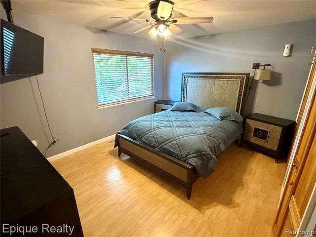2876 Winter Drive, Troy, MI 48083