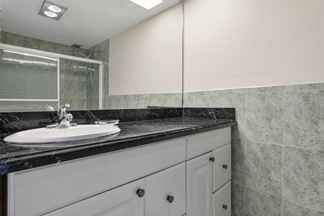 3100 N Palm Aire Dr 703, Pompano Beach, FL 33069