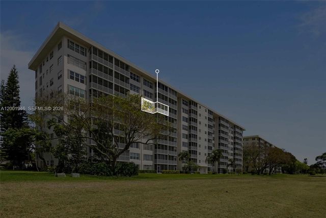 3100 N Palm Aire Dr 703, Pompano Beach, FL 33069