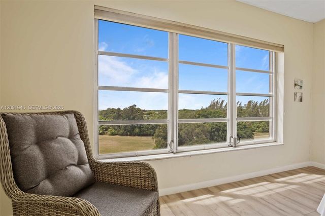 3100 N Palm Aire Dr 703, Pompano Beach, FL 33069