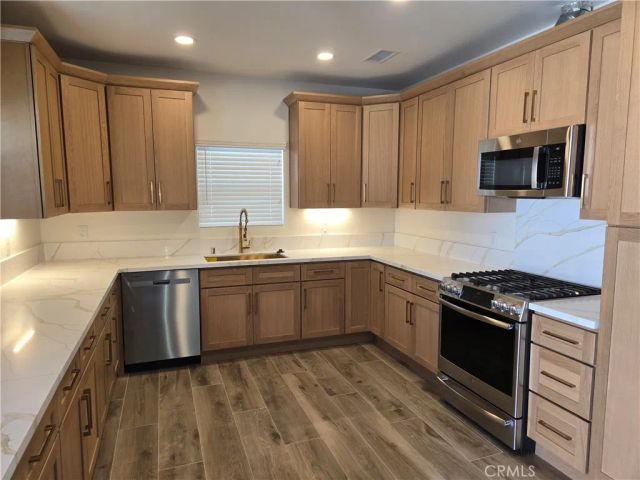 691 6th Street, Norco, CA 92860