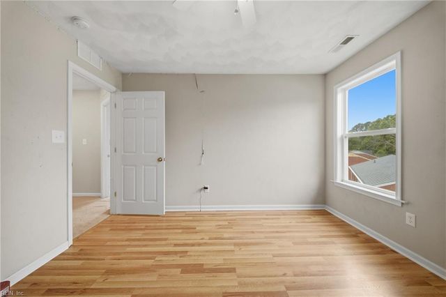 13 Sheralyn PL, Hampton, VA 23666