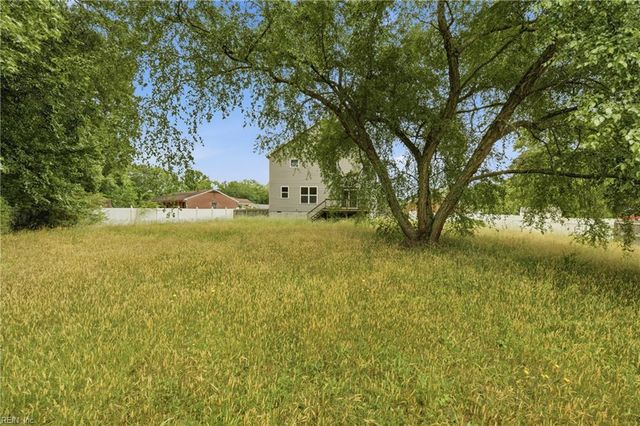 13 Sheralyn PL, Hampton, VA 23666