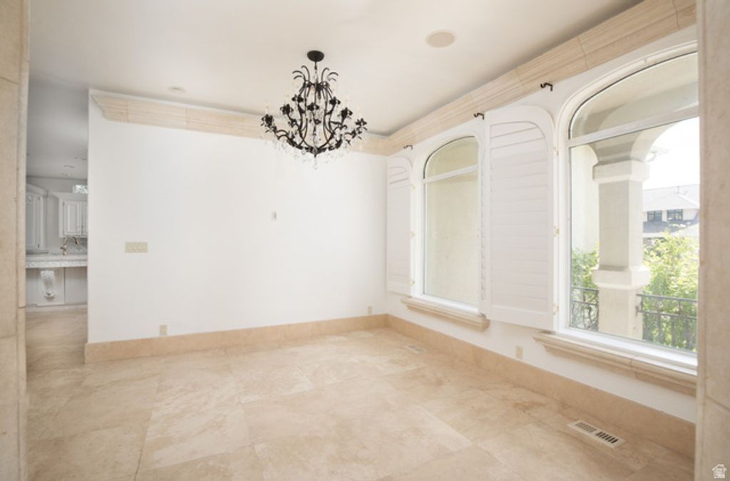 Image 18 of property listing at 168 N 1200 E, Orem, UT 84097