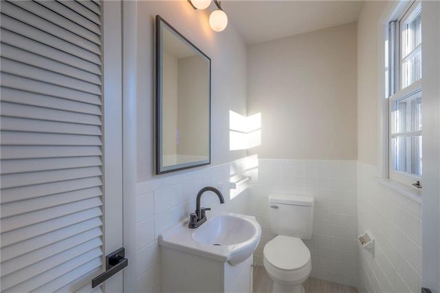 6905 Sycamore Avenue, Kansas City, MO 64133