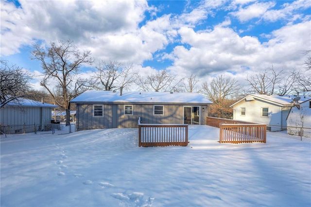 6905 Sycamore Avenue, Kansas City, MO 64133