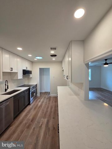205 BROOKSIDE RD, Norristown, PA 19401