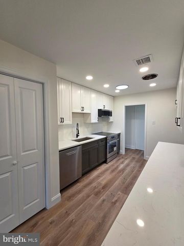 205 BROOKSIDE RD, Norristown, PA 19401