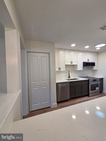 205 BROOKSIDE RD, Norristown, PA 19401