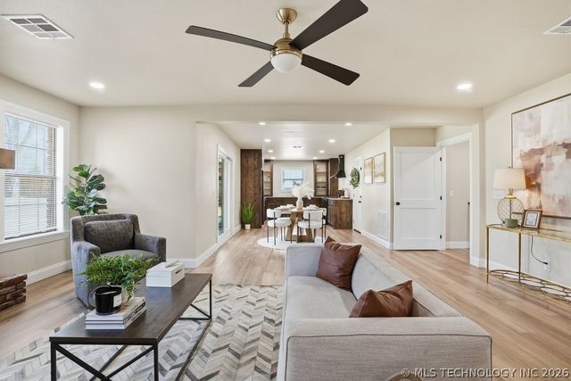 8969 E 116th Street S, Bixby, OK 74008