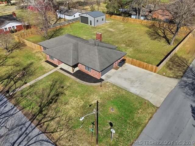 8969 E 116th Street S, Bixby, OK 74008