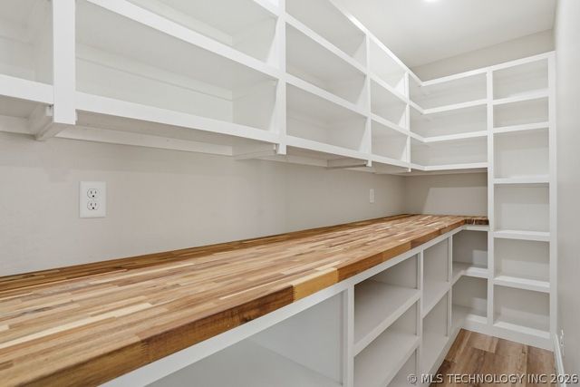 8969 E 116th Street S, Bixby, OK 74008