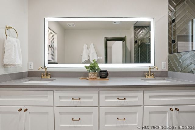 8969 E 116th Street S, Bixby, OK 74008