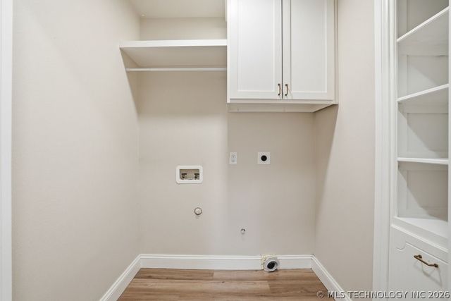 8969 E 116th Street S, Bixby, OK 74008